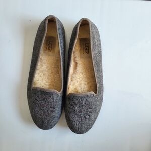 Ugg Australia Alloway Flat Women's Loafers Tweend Sheepskin.